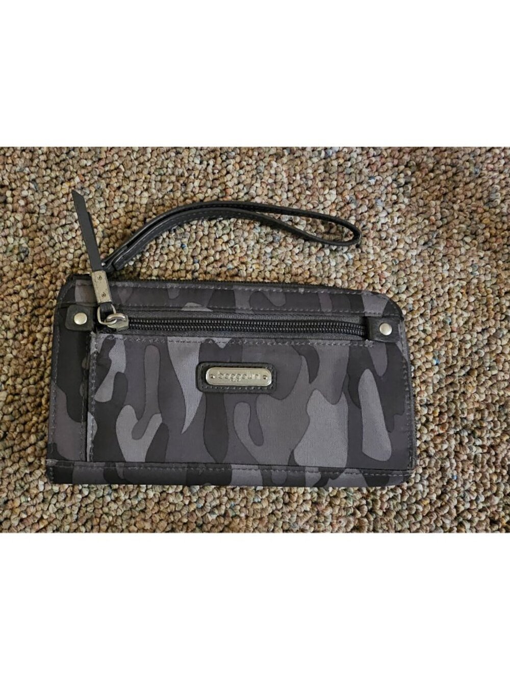 Baggallini Wallet Camo